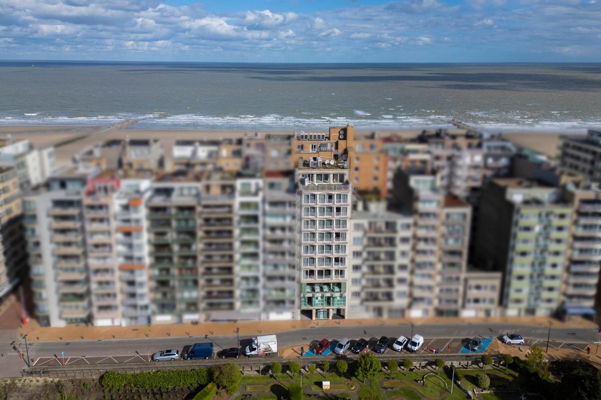 Hotel Beach Palace Бланкенберге Экстерьер фото