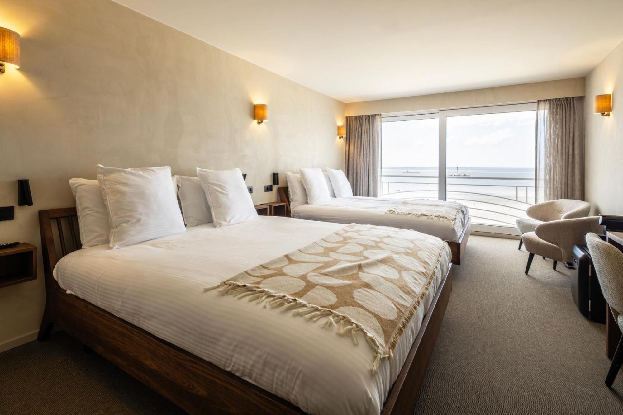 Hotel Beach Palace Бланкенберге Экстерьер фото